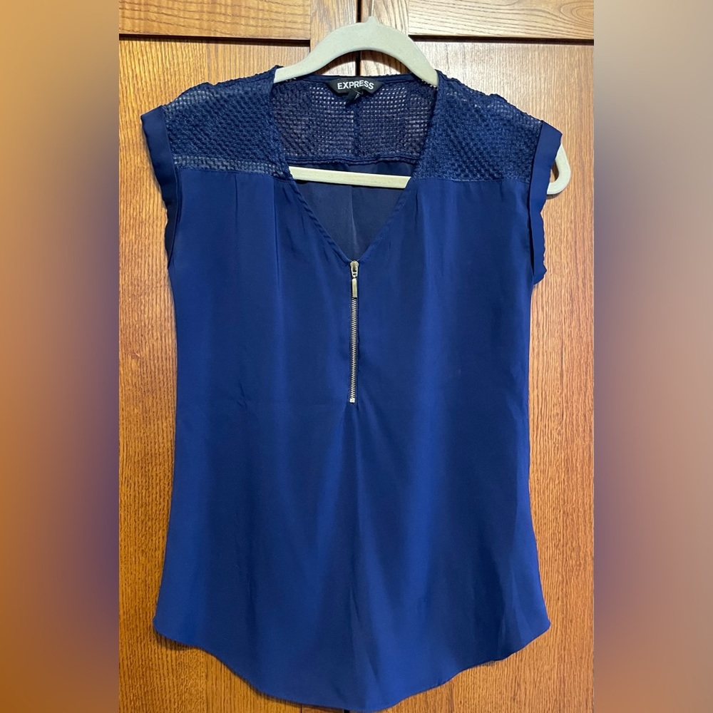 Women’s short sleeve blouse, xs